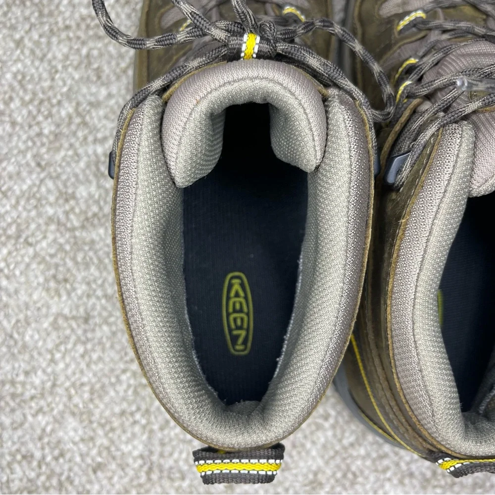 Keen targhee boots